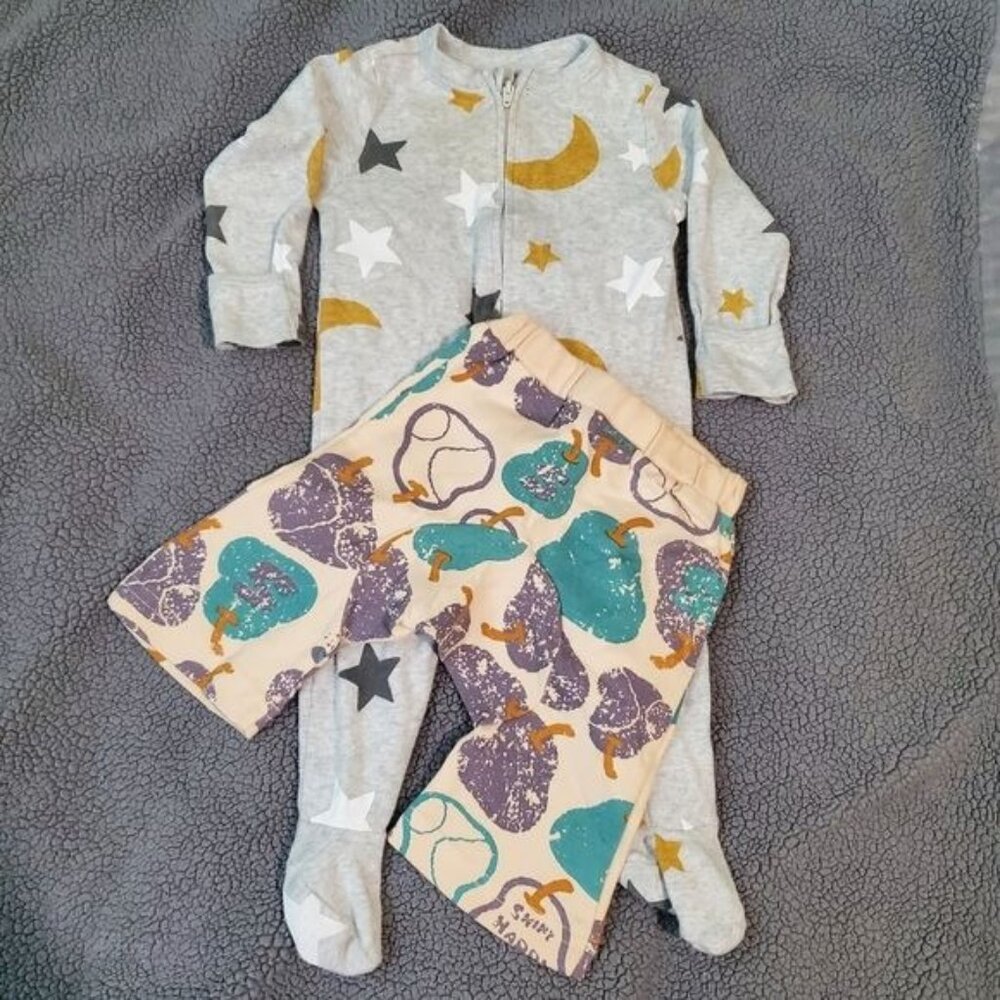 Old Navy Footie Overall‎ & sckoon New York Pants Both Sz 3-6 Months